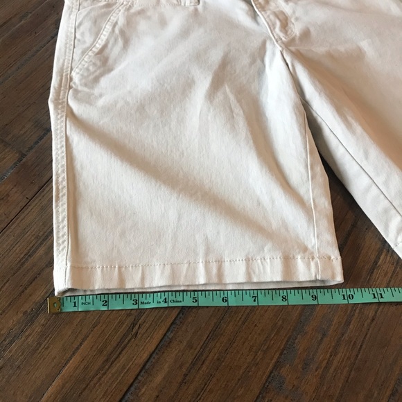 American Eagle Outfitters size 8 light tan shorts - Picture 6 of 8